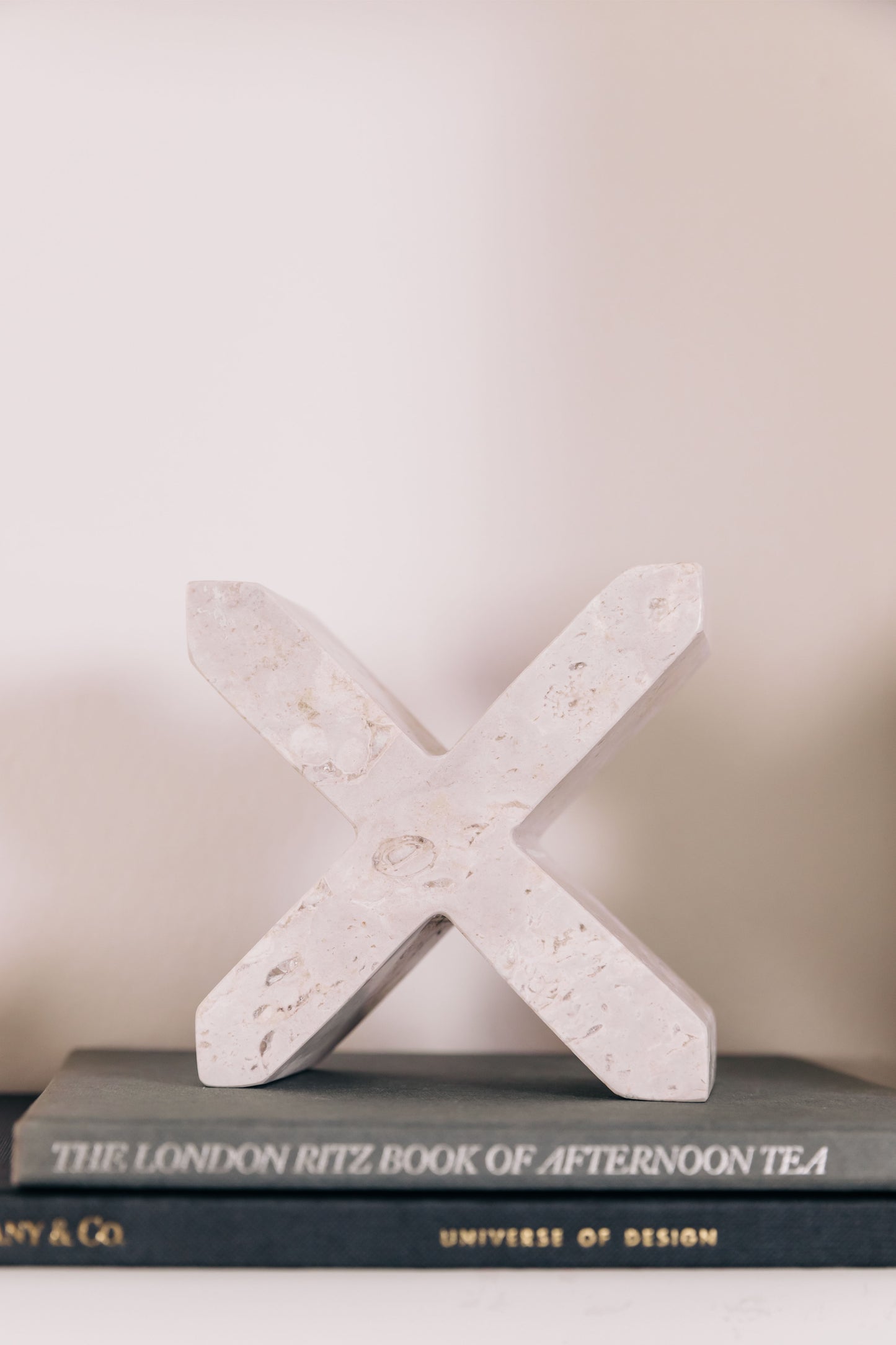 Xolder - White