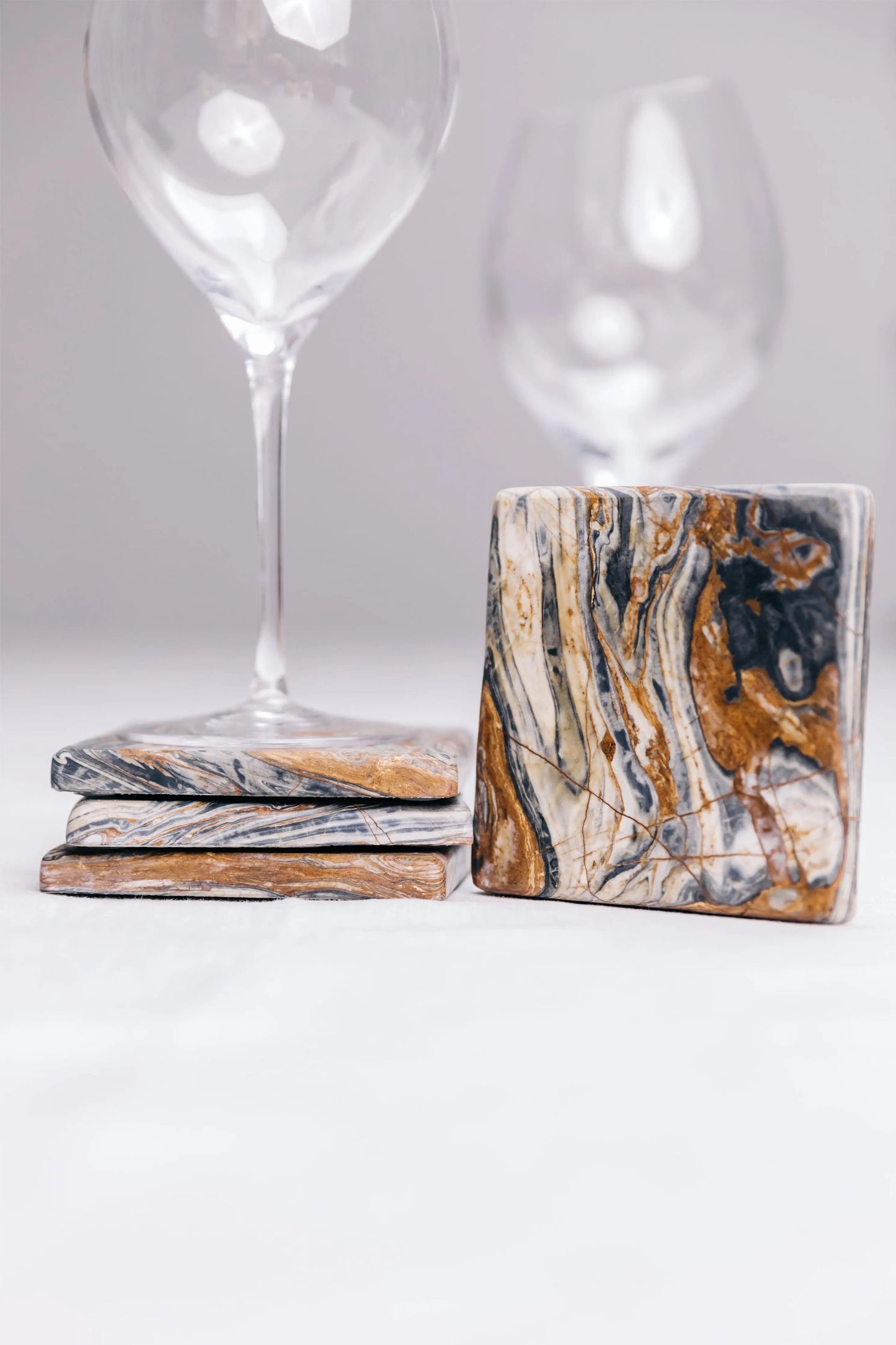 Coaster - Gri milnoi